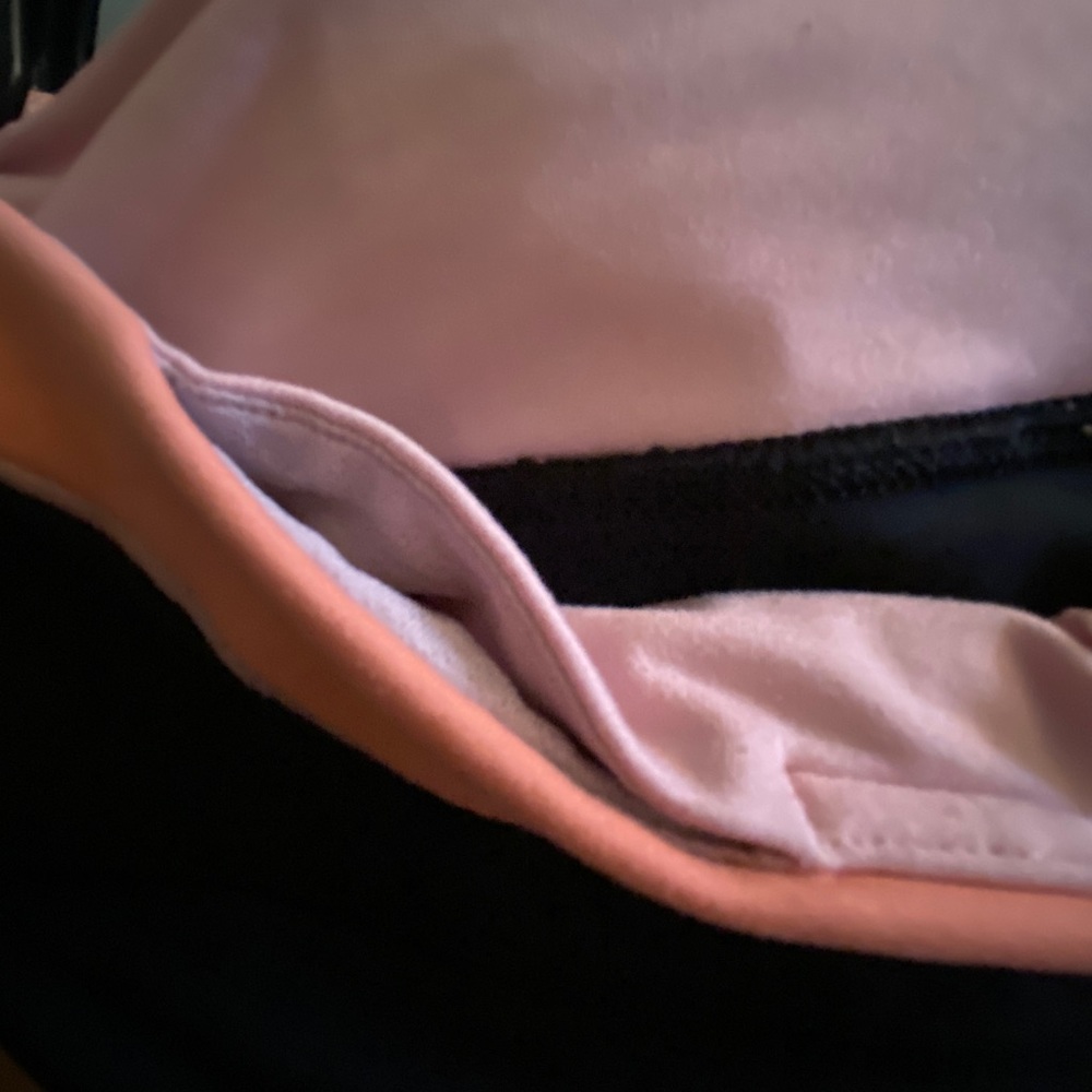Lululemon Ladies leggings - Black w/peach stripe and waistband- Size 6 - Picture 7 of 8
